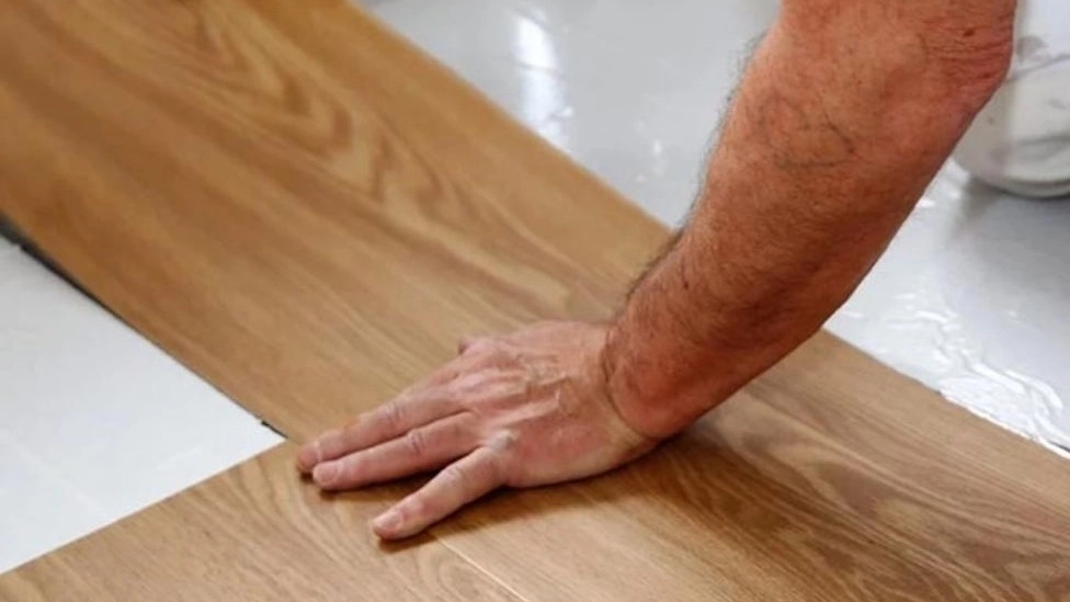 Tips before installing flooring