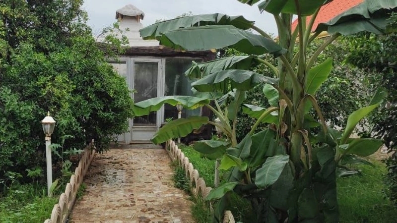 Videos for renting a modern garden villa in Dezful