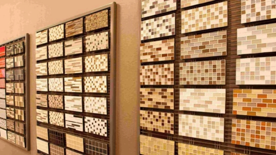 What is the difference between ceramic and tile?
