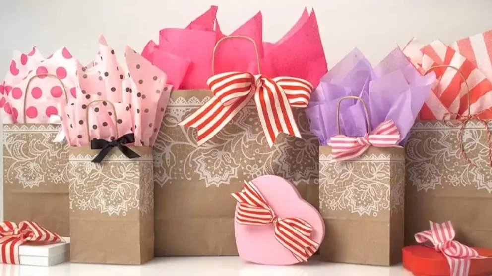 The best cardboard for making gift boxes