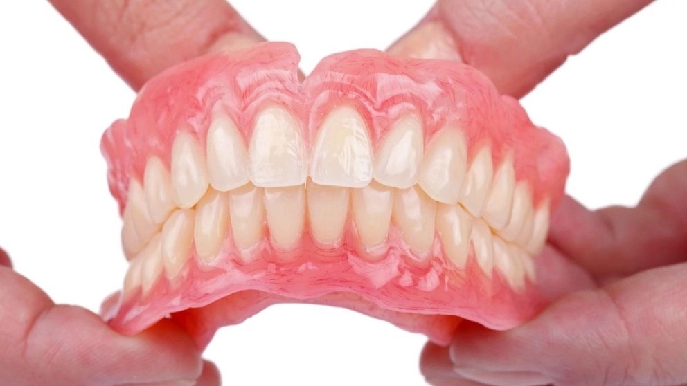 Introduction of all types of dentistry and dental prosthetics services