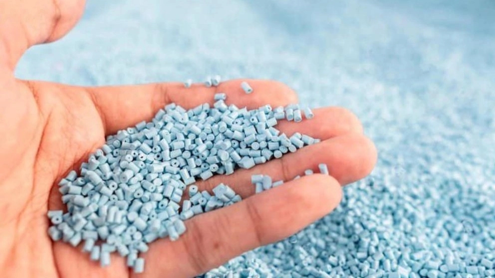Dry PVC granules