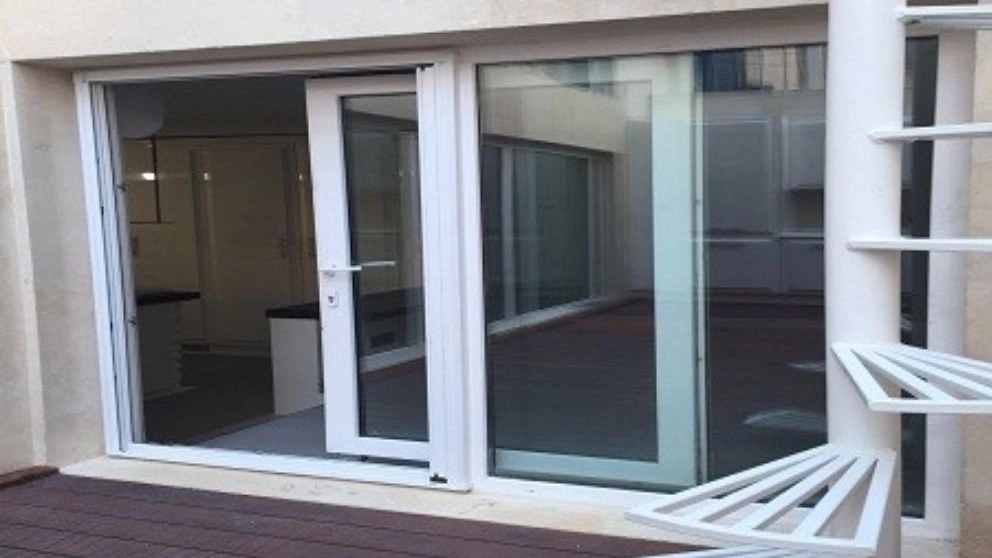 Types of double-glazed windows in terms of how they open