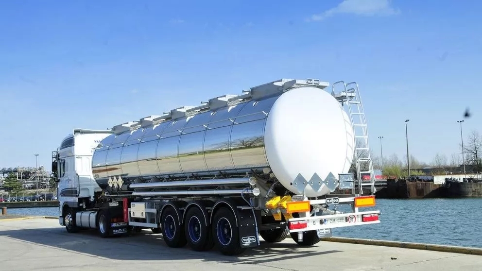 Construction of fuel tankers