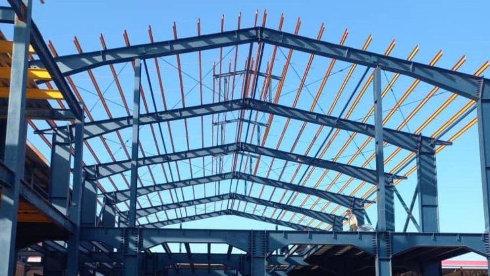 Steel deck roof