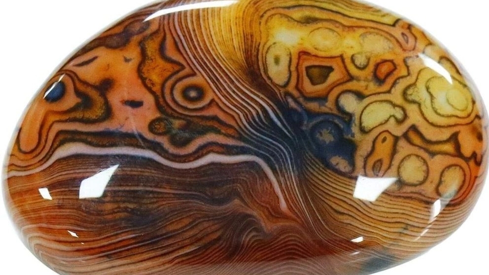 سنگ عقیق چیست؟ (Agate)