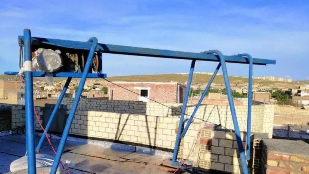 Safety tips in using a construction lift