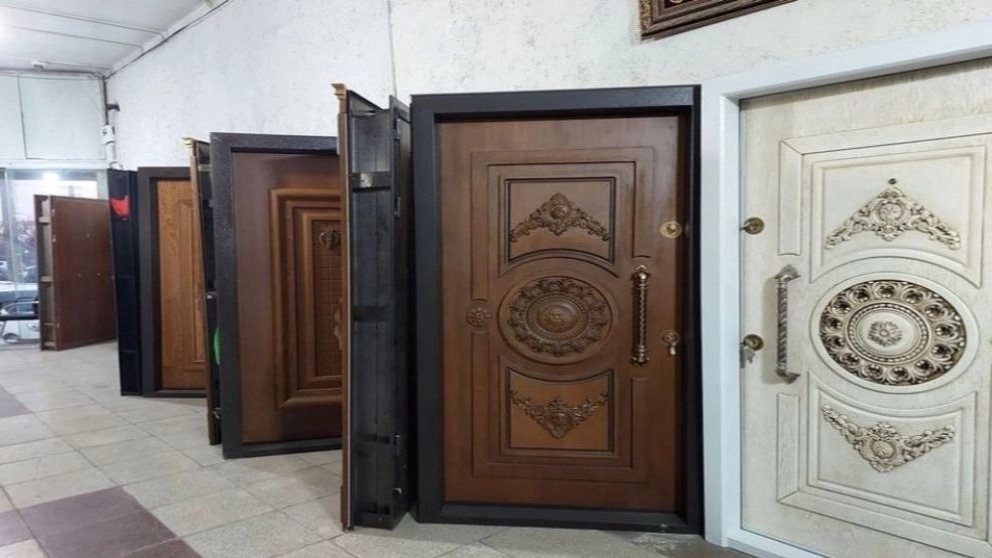 الميزات الهامة وأمان الأبواب المضادة للسرقة