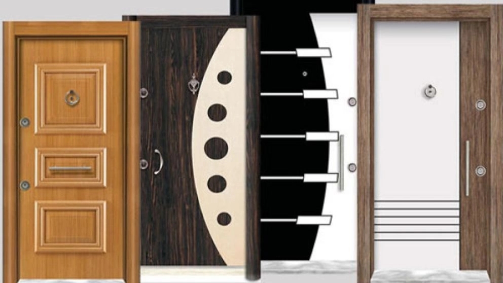 What characteristics should a good anti-theft door have?