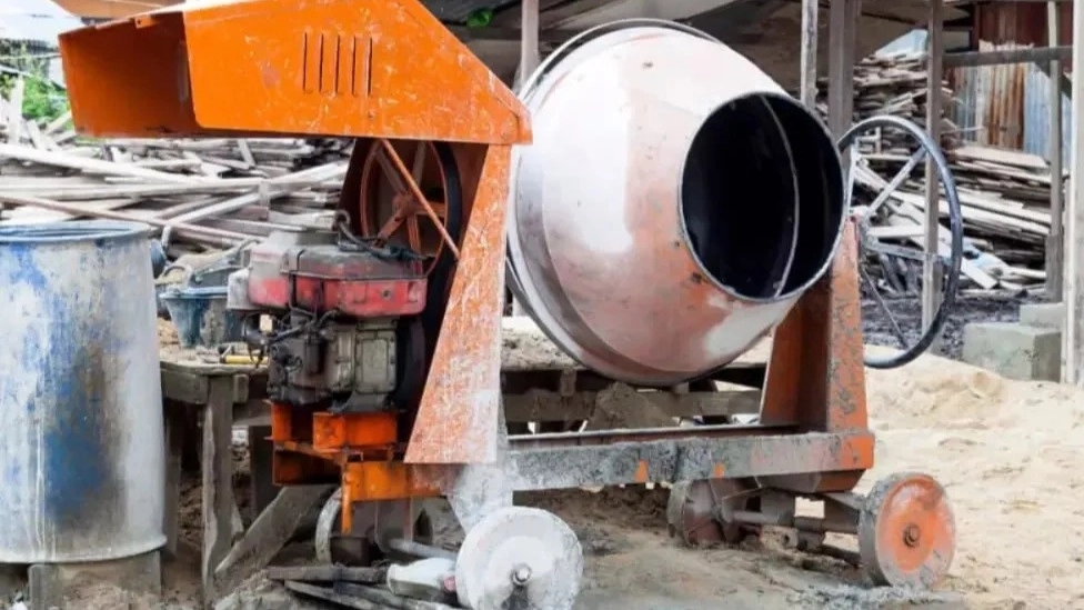 What is a concrete mixer with a concrete mixer?