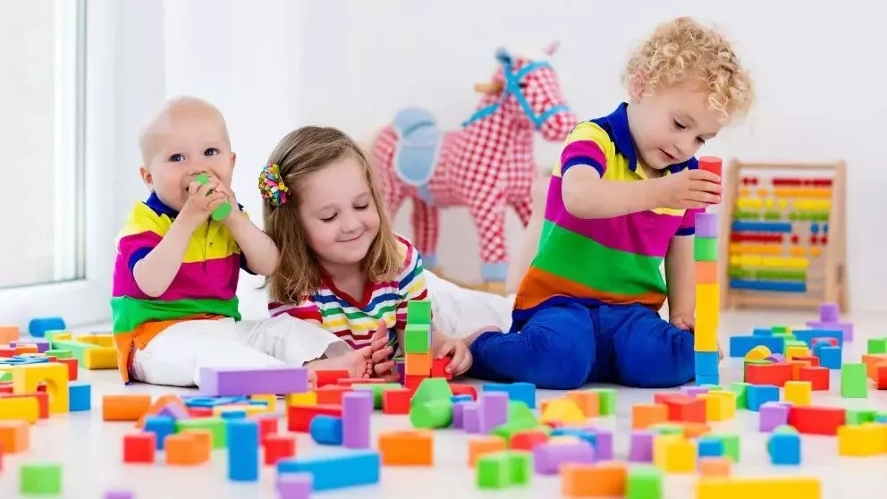 How to choose the right toy for your child's age?