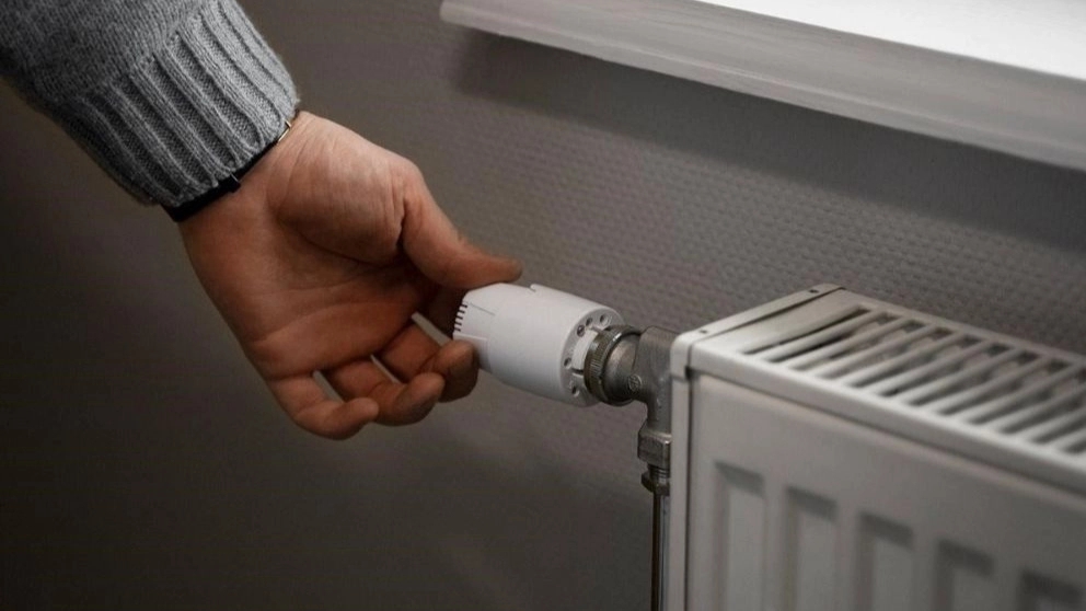 Why does the heating package not heat the house?