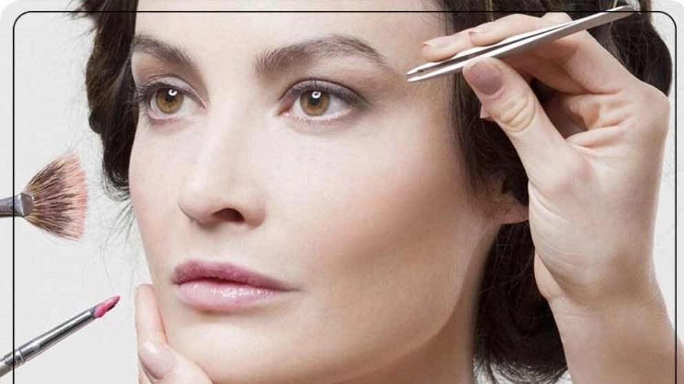How to make up to look younger?