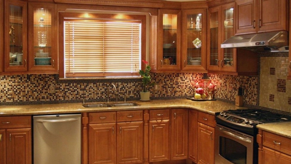 مقایسه کامل کابینت MDF و کابینت چوب طبیعی