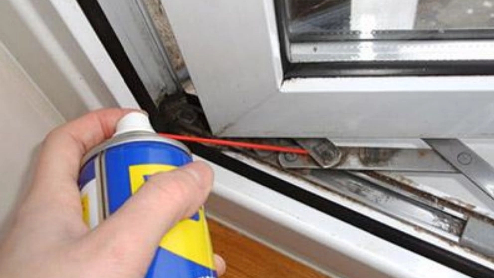 نگهداری درب و پنجره دوجداره