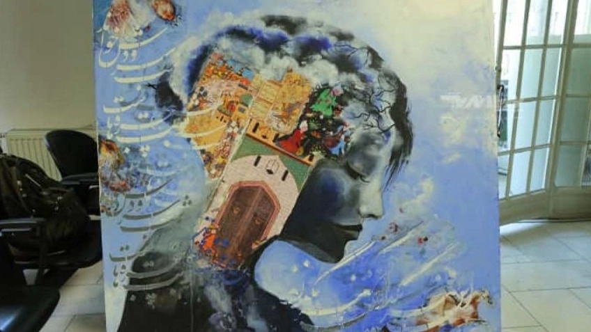 What is mixed media and what is its use?