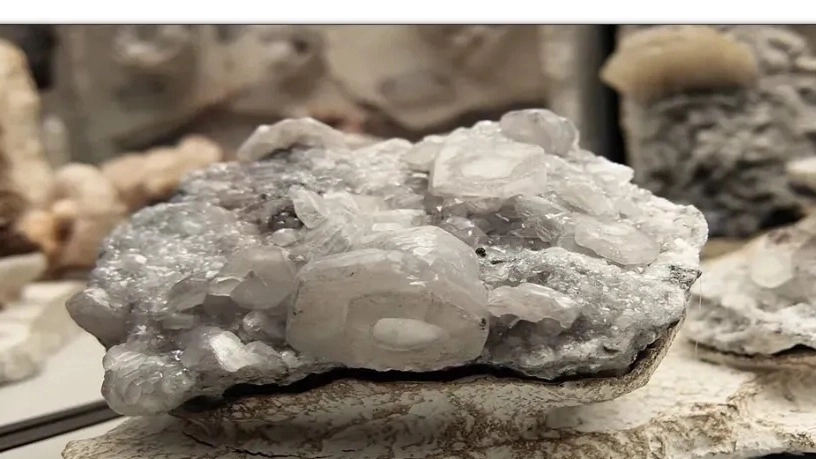 All kinds of silica stones found in nature