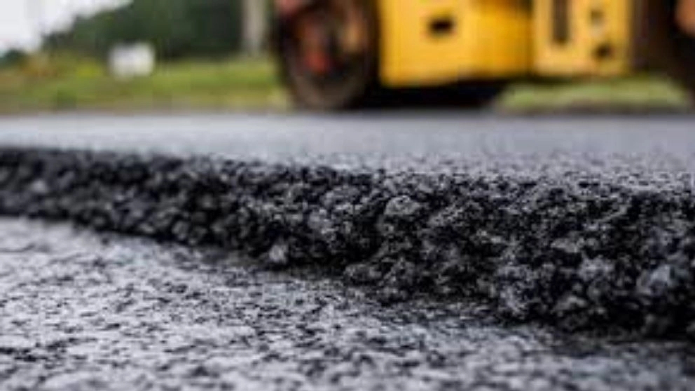 What are the types of asphalt?