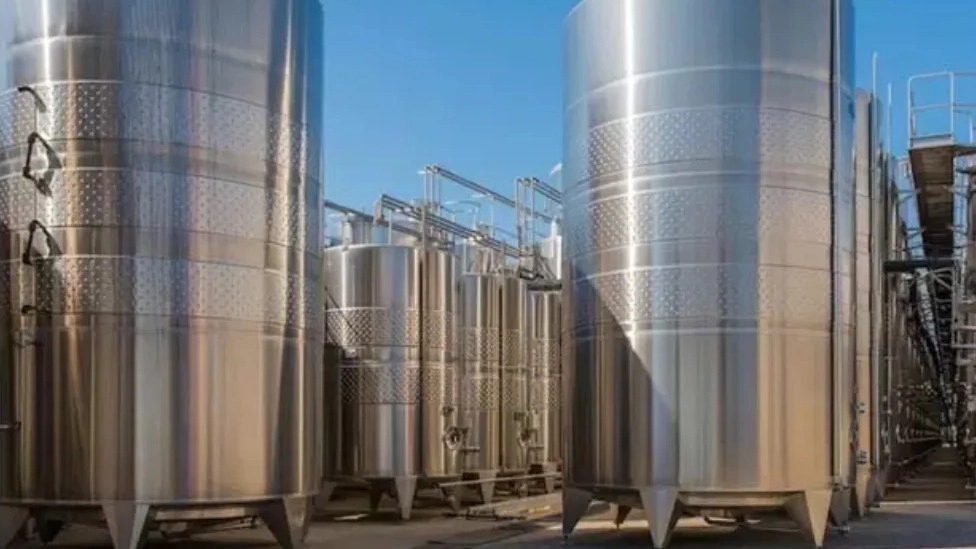 Types of galvanized tanks and their features