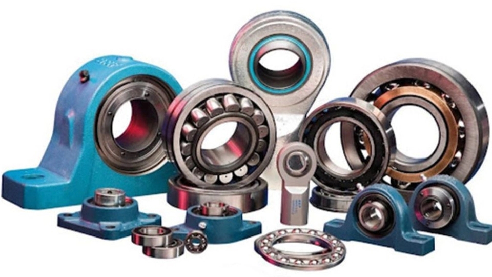 What does bearing knocking mean and why does the engine knock bearings?