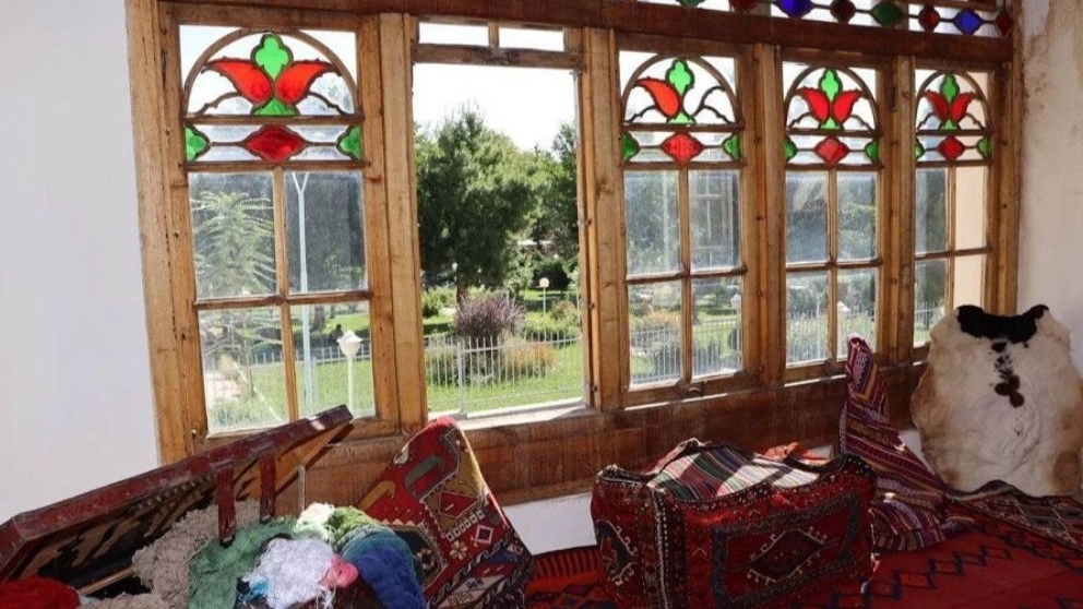 What is a tourist accommodation and what are its features?