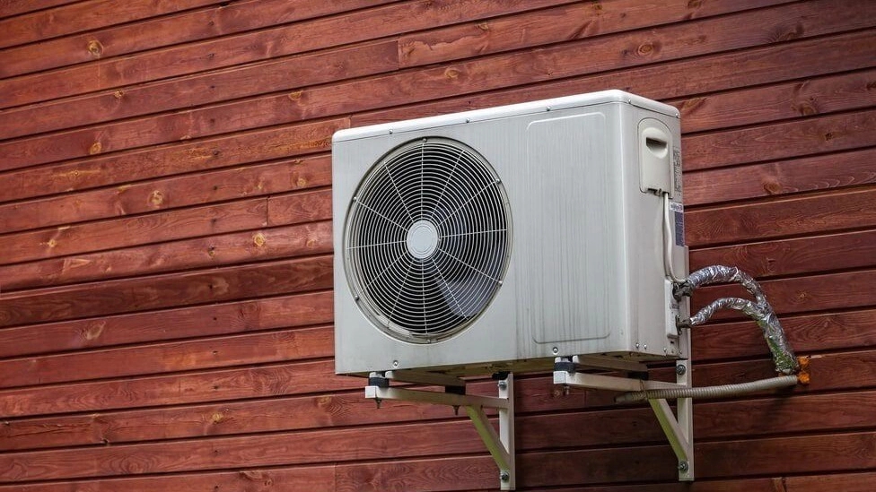 What is an air conditioner condenser?