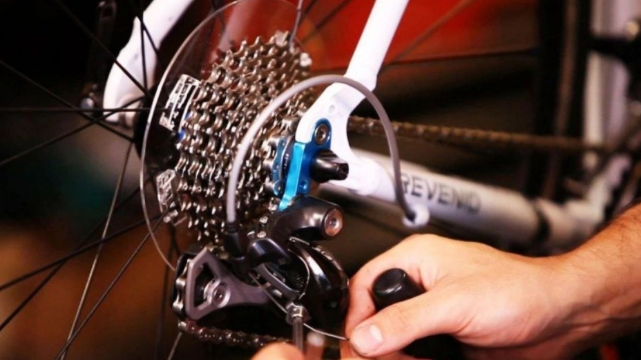 Bicycle maintenance methods