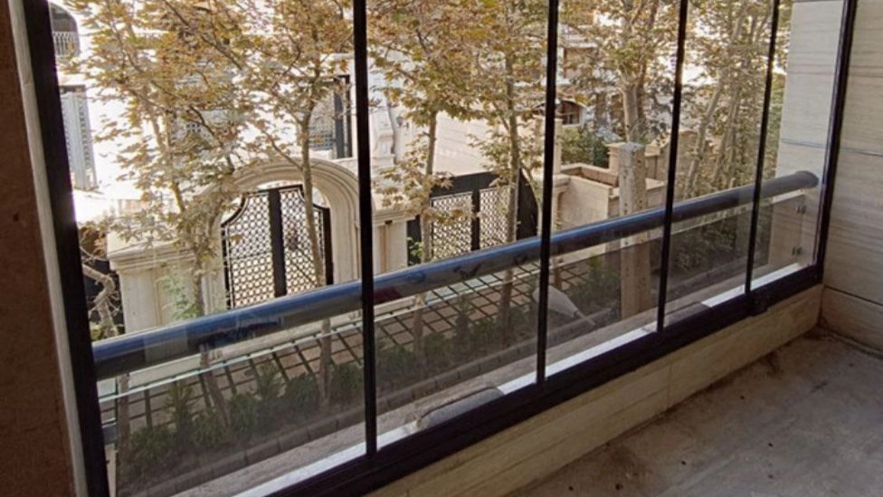 Getting to know the types of balcony glass