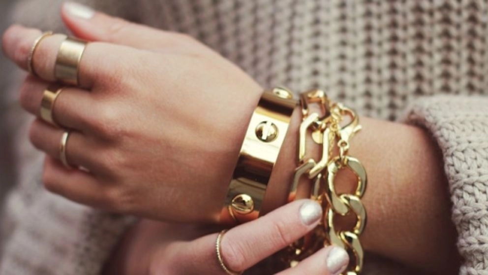 What is gold plating or gold plating?