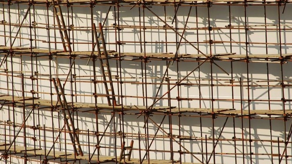 What is metal scaffolding?