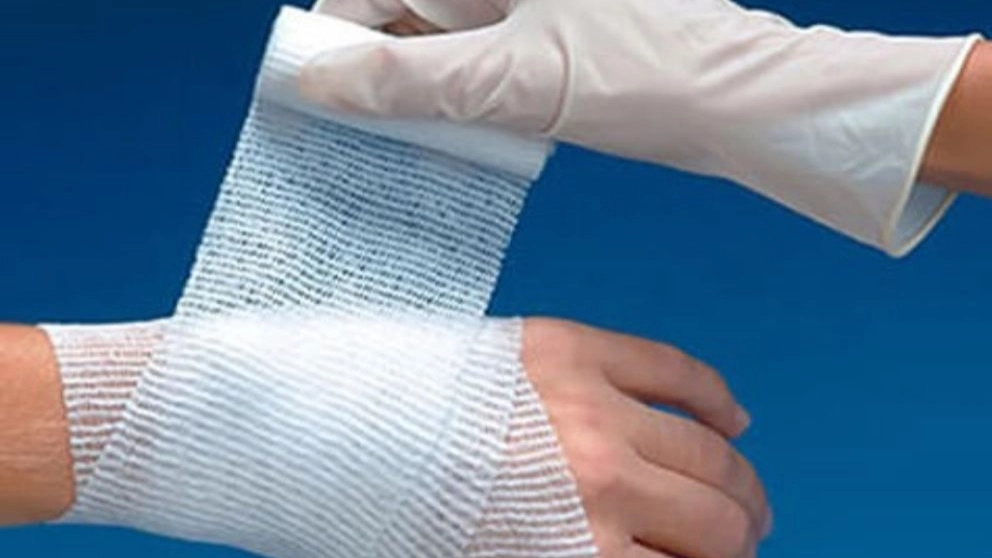 The advantages of fiberglass band compared to ordinary plaster