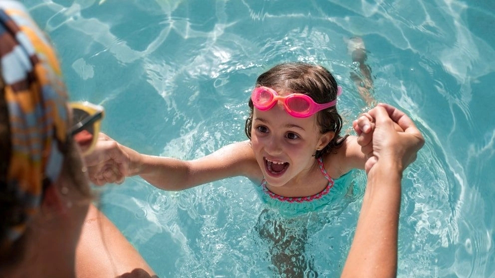 The effect of swimming on increasing height