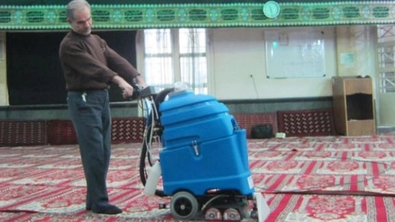 Buying carpets and carpets for mosques