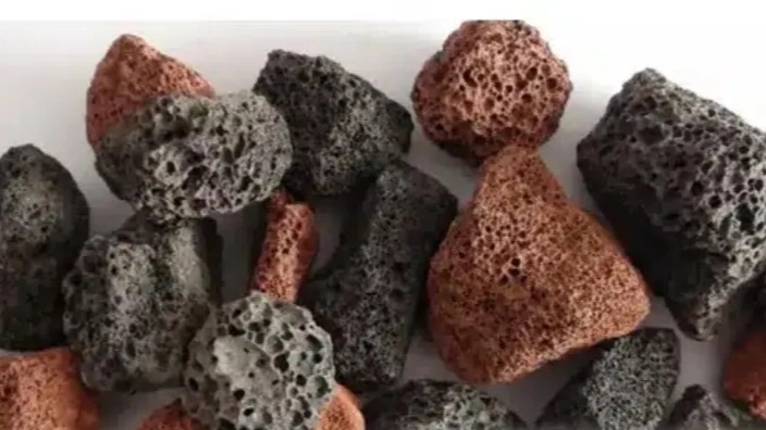Features of mineral pumice