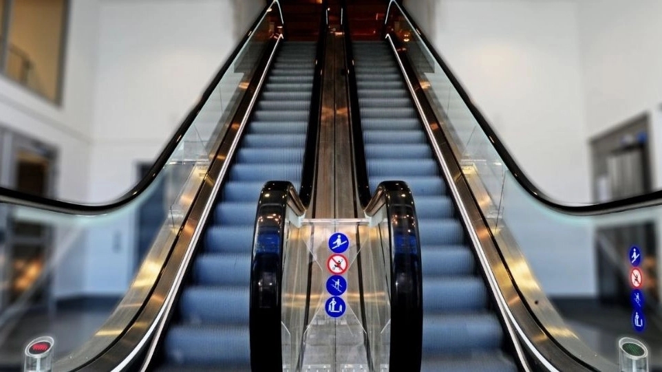 Types of escalators