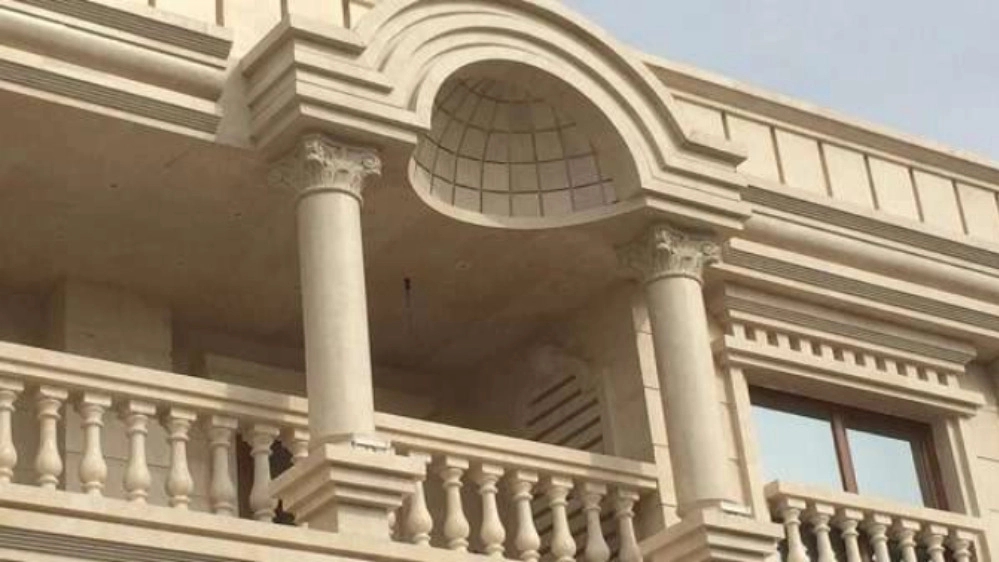 What is facade stonework?