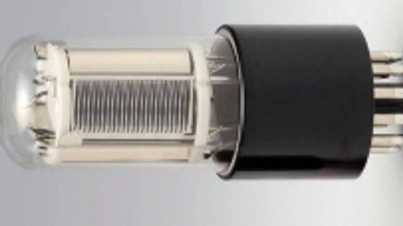 Photomultiplier Tube (Photomultiplier Tube or PMT)
