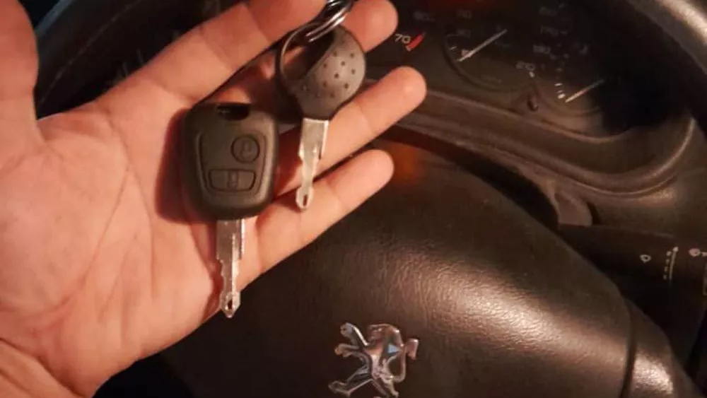 Making remote control and 206 multiplex key