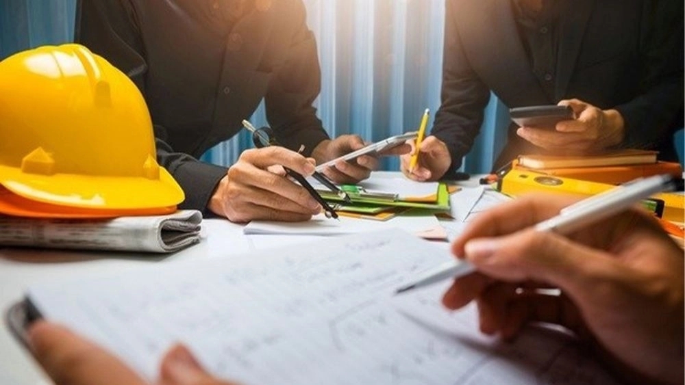 Features of the construction company