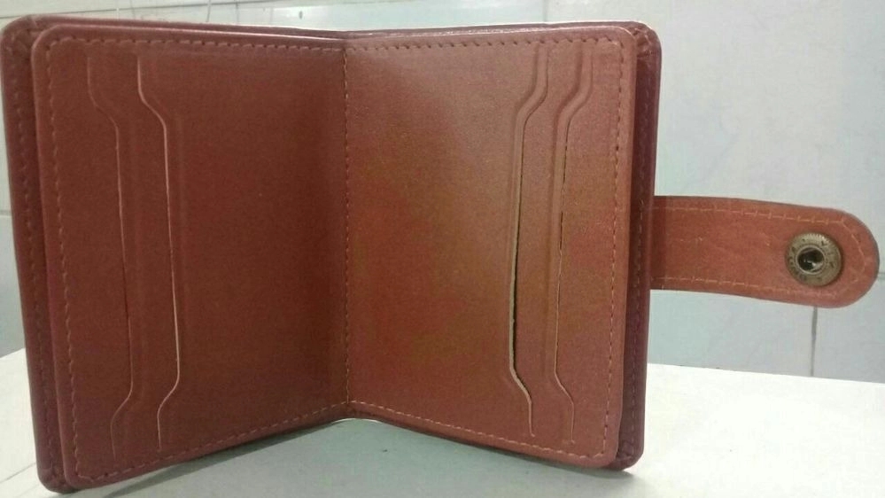 سعر شراء حقيبة جاكرتا ذات الأزرار المزدوجة مع مبيعات الجملة