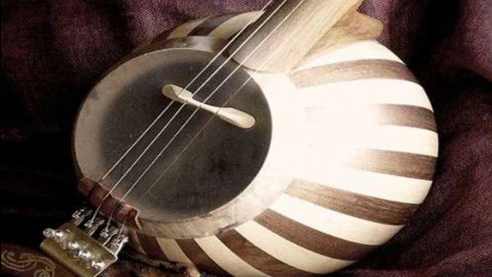 The position of the three string instrument in Iranian music