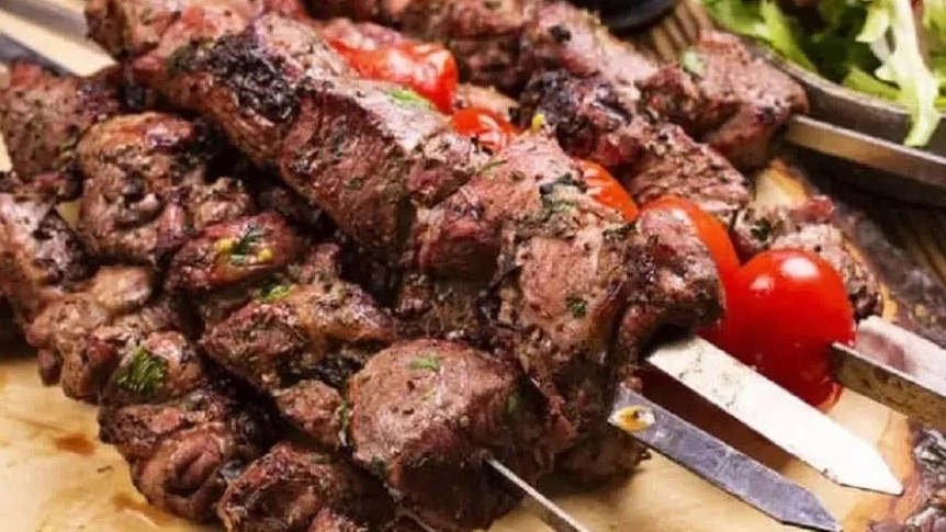 انواع کباب رستوران عمو قاسم اردستان