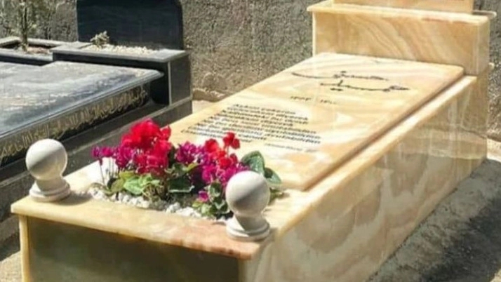 سنگ مزار علی، فروش و تراش انواع سنگ قبر در تهران