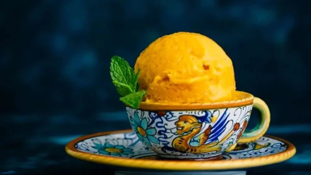 بستنی سنتی ولیعصر تبریز