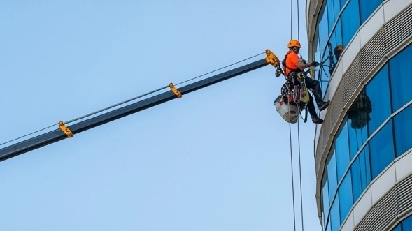 Tahran'ın kuzeyindeki en iyi halat performans şirketi