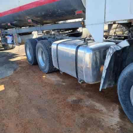 Full 800-liter tank on the condition of gas station
