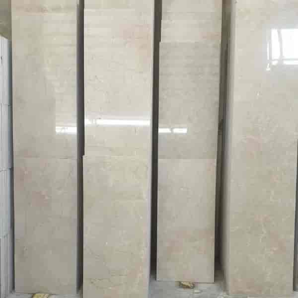 Cream marble or smoky rose