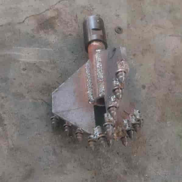 Handmade drilling of ninety centimeters in diameter