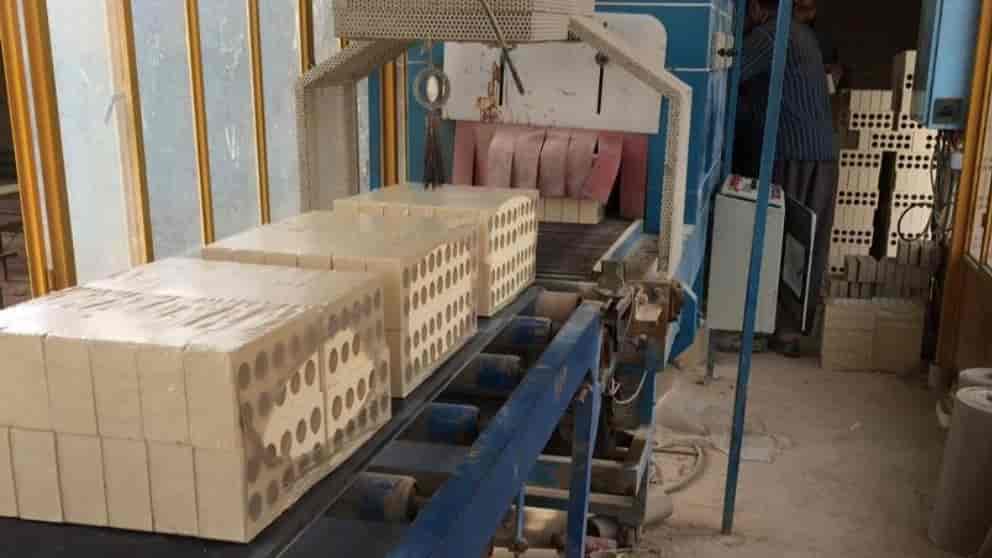 خط إنتاج الطوب ذو العشر فتحات Salar Sazeh Yazd