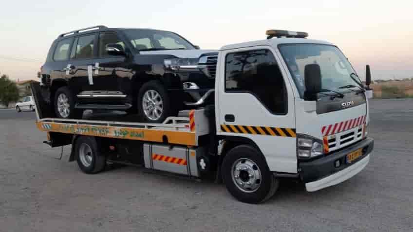 The sole of the car is mounted and the sole of the car is on Dezful